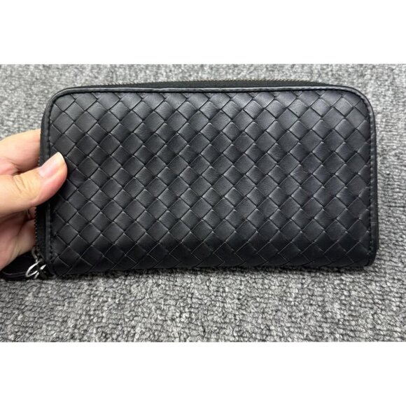 Bottega Veneta Leather Wallet 199-081625 - Picture 1 of 8